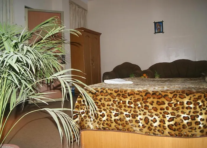 Rosebud & Hotel Kathmandu